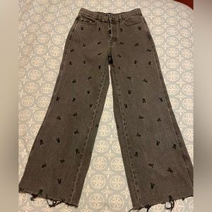 Wide-leg Playboy jeans